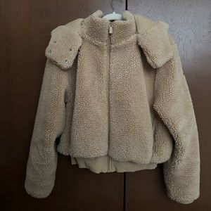 Alo Yoga Foxy Sherpa Jacket